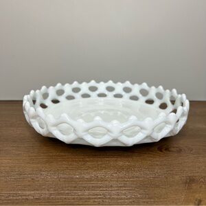 WESTMORELAND Vintage Doric Milk Glass 9” Cupped Bowl